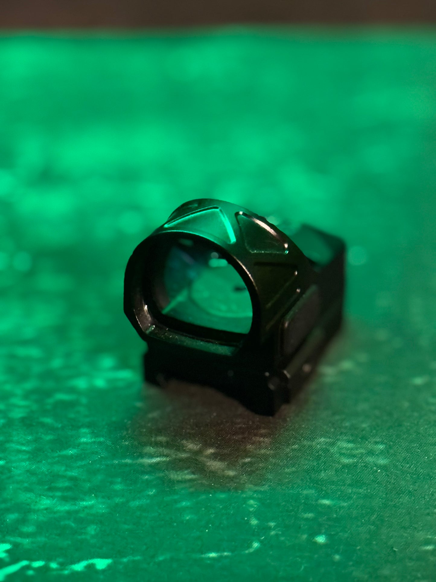 Gideon OMEGA Red-dot Green reticle